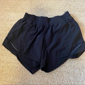 LULULEMON BLACK HOTTY HOT SHORTS